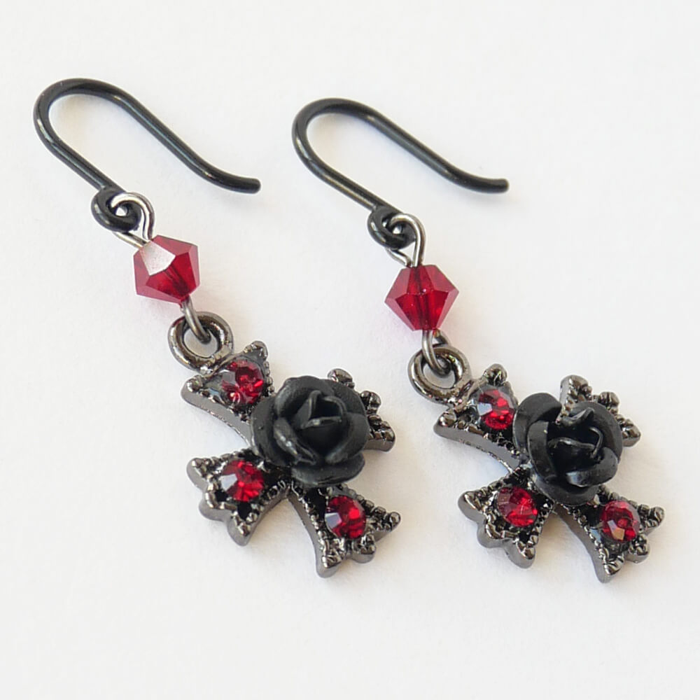 樹脂ポスト ピアス 十字 黒薔薇 ブラックローズ クロス